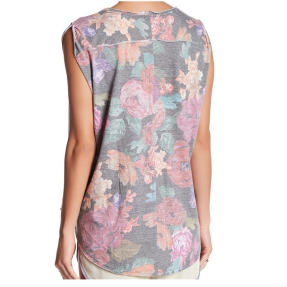 We The Free Tropical Gardenia Top Size XS - Picture 2 of 7